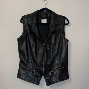 VAKKO Genuine Leather Vest with Zipper